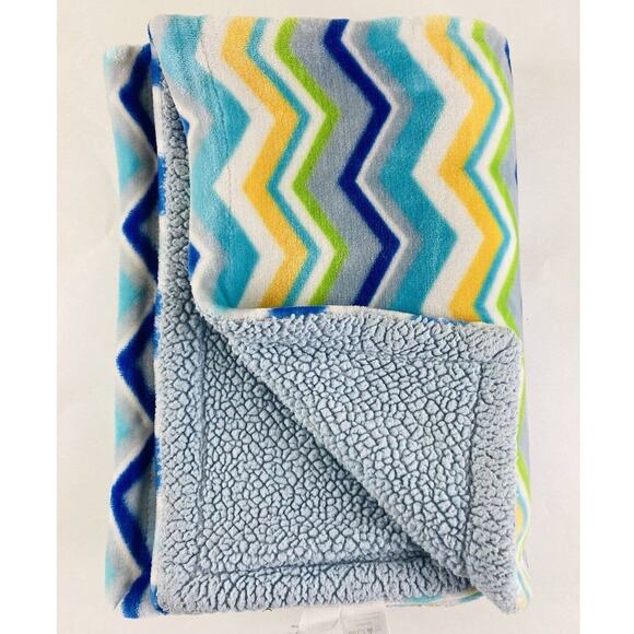 HB Hudson Baby Blue Green Yellow Sherpa Chevron Zig Zag Blanket Bay Stripe Teal - Picture 1 of 11